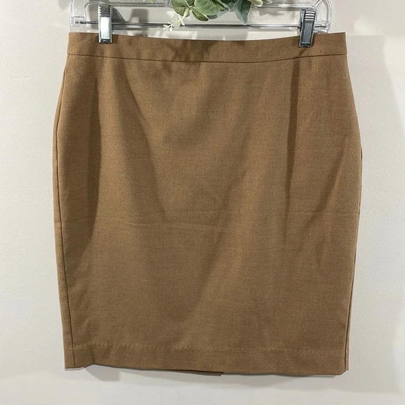 NWOT Banana Republic Tailored Pencil Skirt Camel 6P - Picture 1 of 12